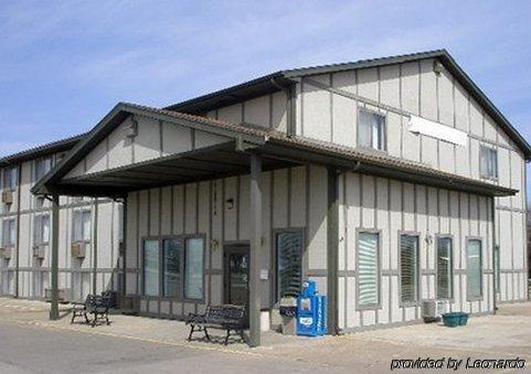 Value Inn & Suites Salina Zewnętrze zdjęcie